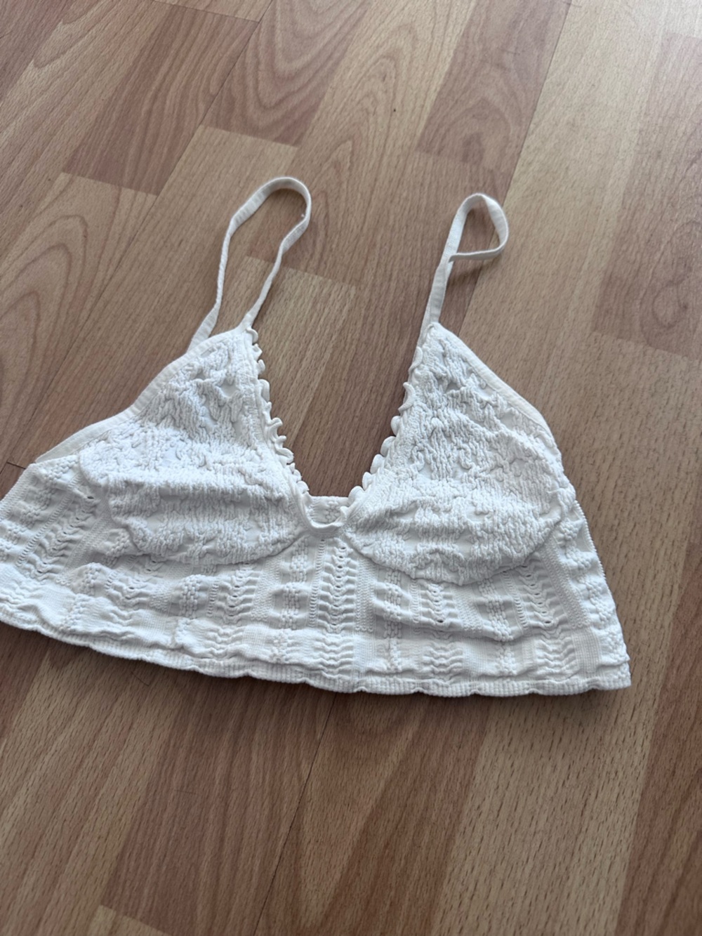 Free People white  Lace Knit Bralette size xs/s